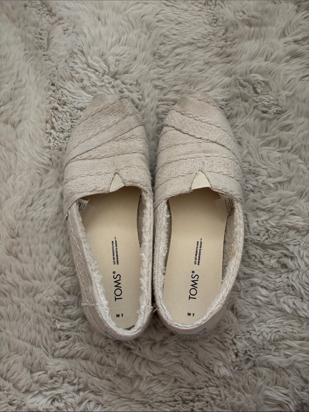 Toms Women's Slip-On Flats in Light Beige Canvas
